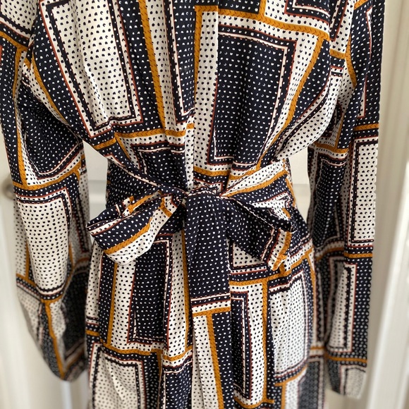 Skies Are Blue -  Riley Geometric Tie Back Dress - Picture 4 of 6